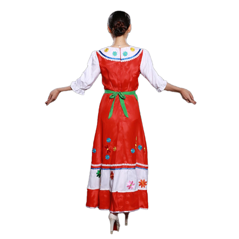 Jeu de matryoshka traditionnel russe de trois images isolées avec Jeu de matryoshka traditionnel russe de trois images isolées avec